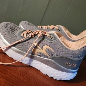 XLR8 Women's Gray and Peach Sneakers